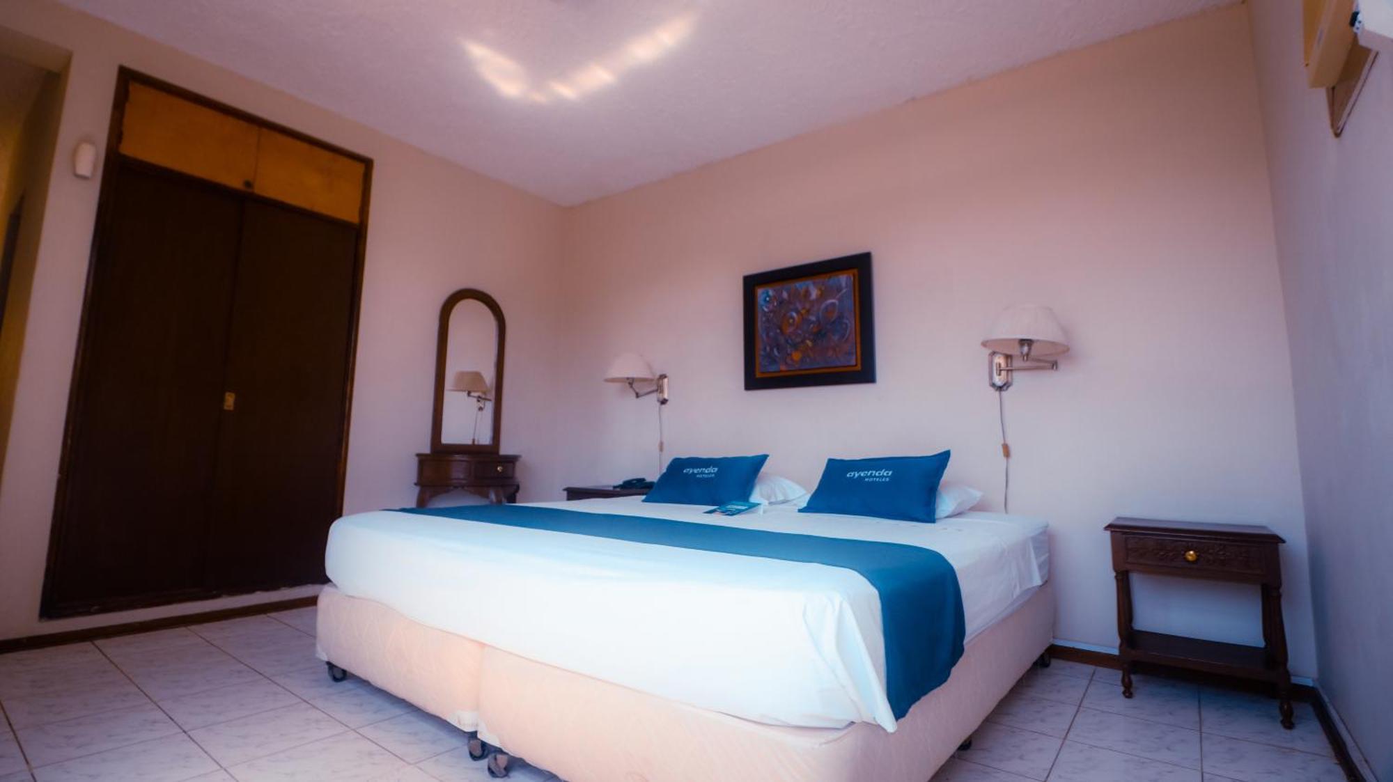 Ayenda La Siesta Hotel 3*